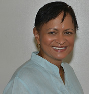 Dr. Agnes Quiñones